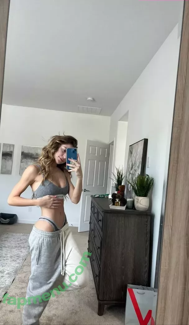 RyyFyy nude photo #0093 (jestemryan / ryleighmarief)