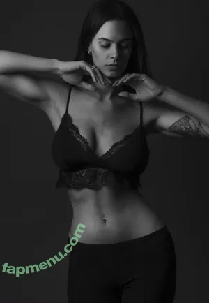 ___s.asha_ / _s.asha_ / s.asha / sasha ramirez / sashaswan / user nude photo #0360