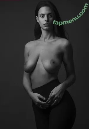 ___s.asha_ / _s.asha_ / s.asha / sasha ramirez / sashaswan / user nude photo #0364