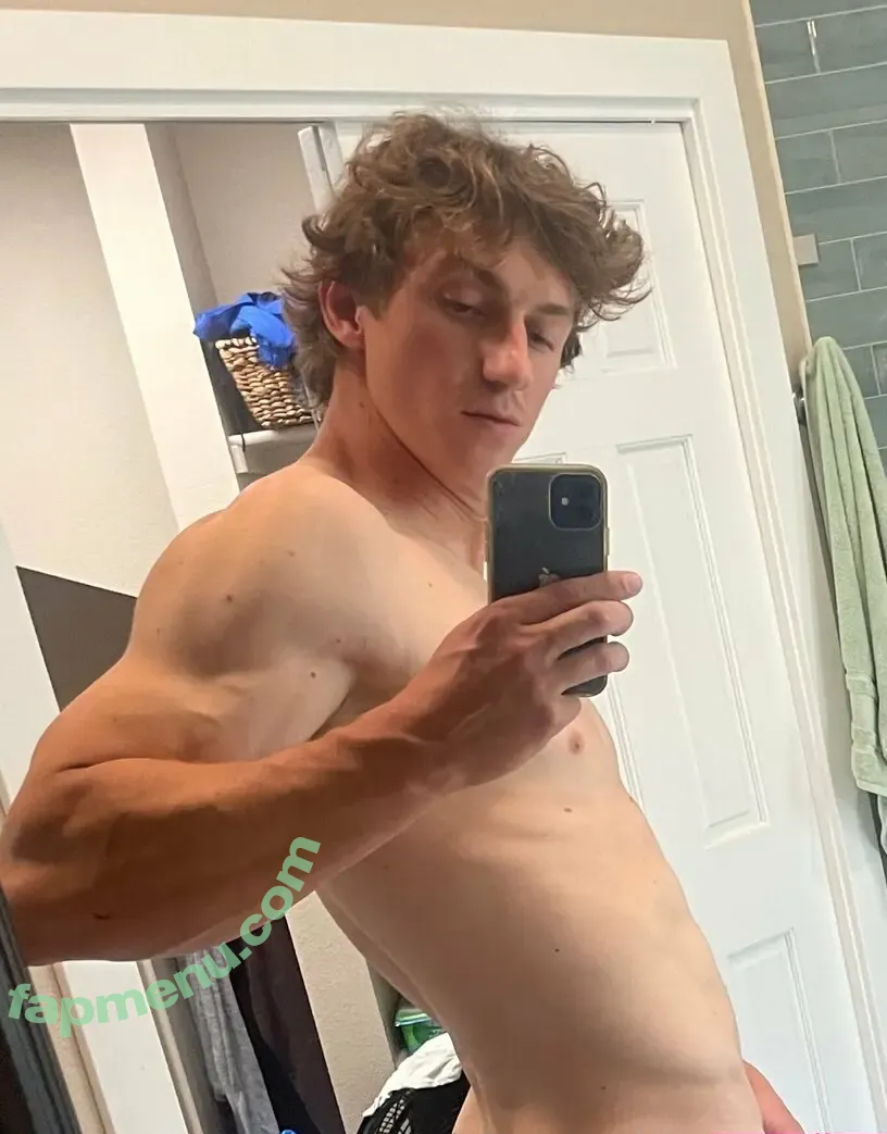 s1monpetrikov nude photo #0030 (s1monpetrikov)