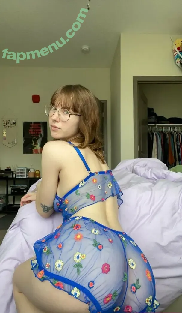 s1utty_princ3ss nude photo #0030 (s1utty_princ3ss)