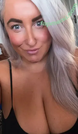  nude photo #0004