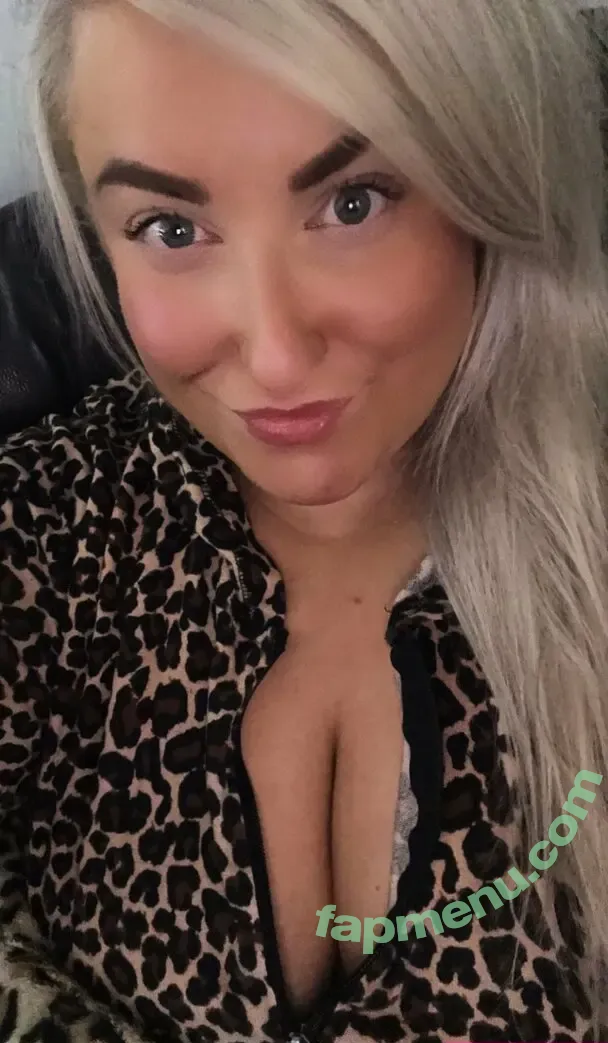 S4R4HTAIT nude photo #0015 (S4R4HTAIT)