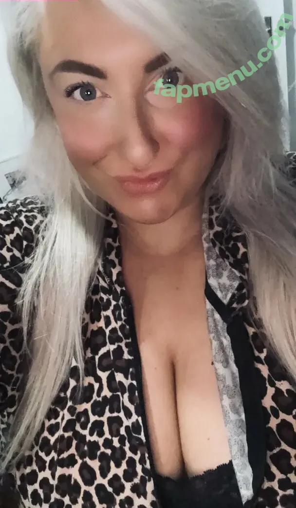 S4R4HTAIT nude photo #0017 (S4R4HTAIT)