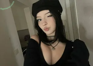 saabine777 / 4lkiraa / diedatmyhouse / ilovemybunnyakira / sabine_dede / valerine777 nude photo #0079