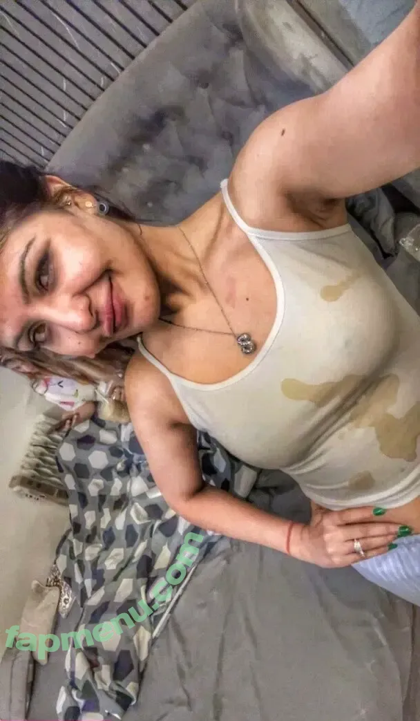 Saanya Khatter nude photo #0005 (Saanyaakhatterr)