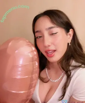  nude photo #0002