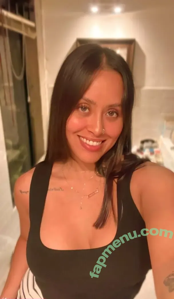 sabanahmoon nude photo #0001 (savannahxmoon)