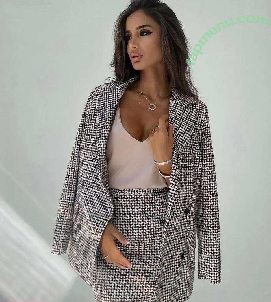 Sabina Agaeva nude photo #0007 (reel)