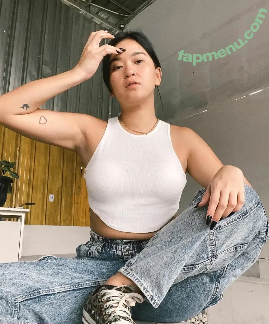 Sabrina Athika nude photo #0018 (sabrinaathika)