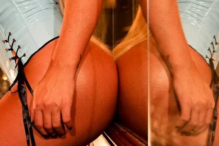 Sabrina Boing Boing / sabrinaboingboingoficial nude photo #0089