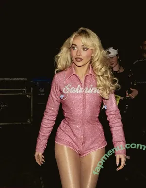 Sabrina Carpenter / sabrinacarpenter nude photo #0113