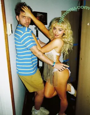 Sabrina Carpenter / sabrinacarpenter nude photo #0184
