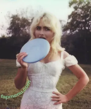 Sabrina Carpenter / sabrinacarpenter nude photo #0310