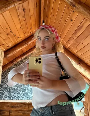 Sabrina Carpenter / sabrinacarpenter nude photo #0334