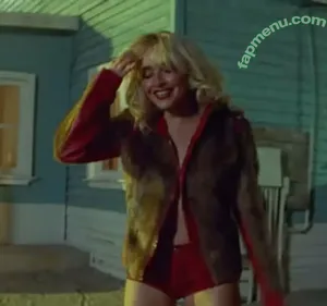 Sabrina Carpenter / sabrinacarpenter nude photo #0442