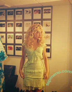 Sabrina Carpenter / sabrinacarpenter nude photo #0595
