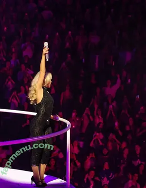 Sabrina Carpenter / sabrinacarpenter nude photo #0897