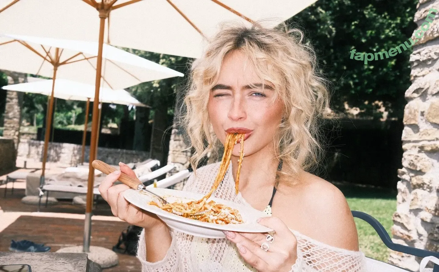 Sabrina Carpenter nude photo #0063 (sabrinacarpenter)