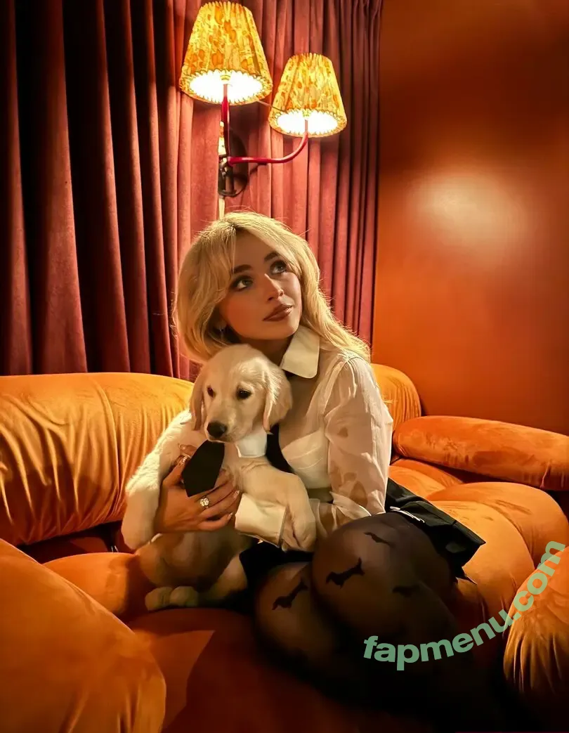 Sabrina Carpenter nude photo #0234 (sabrinacarpenter)