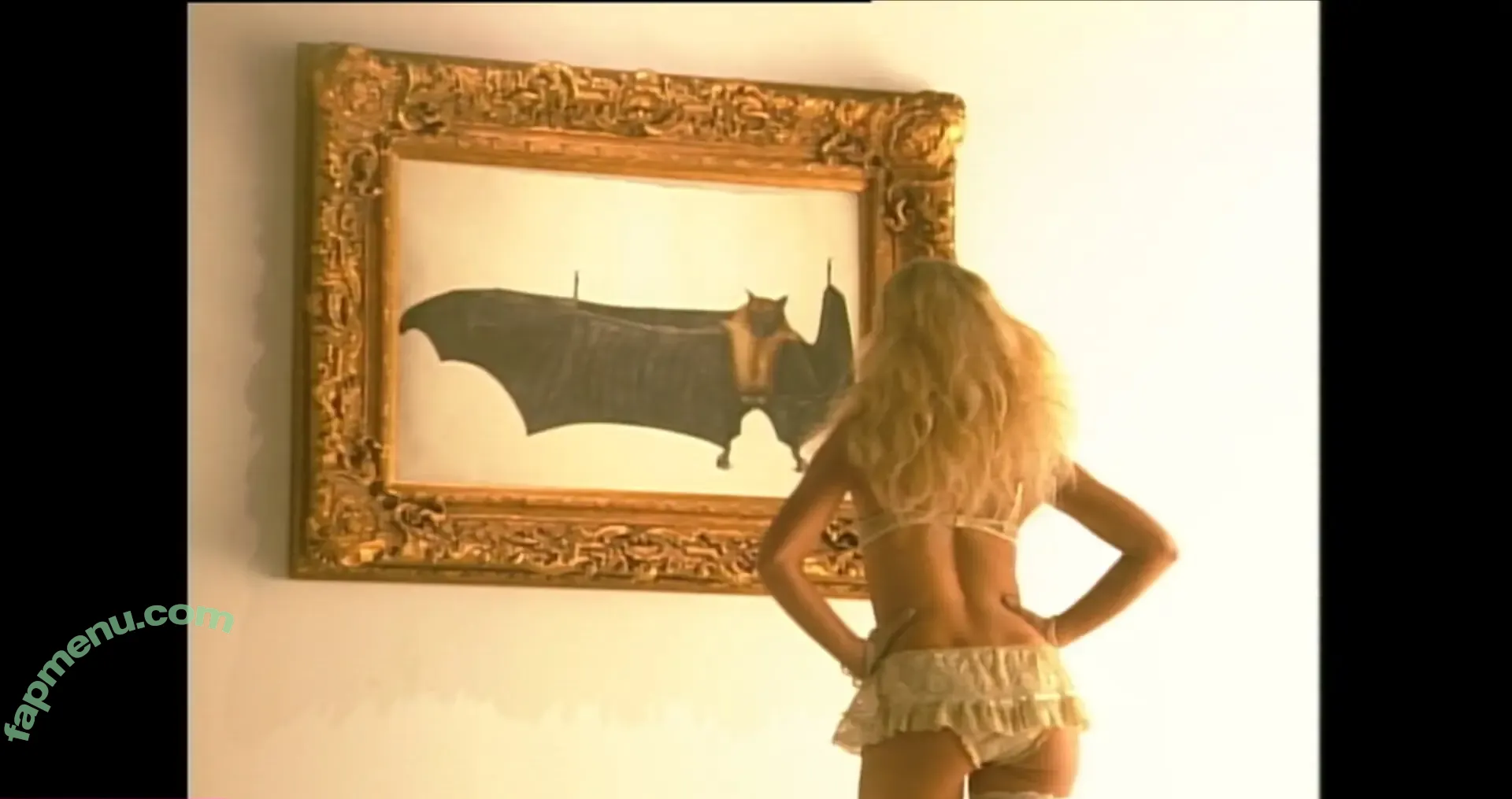 Sabrina Carpenter nude photo #0274 (sabrinacarpenter)