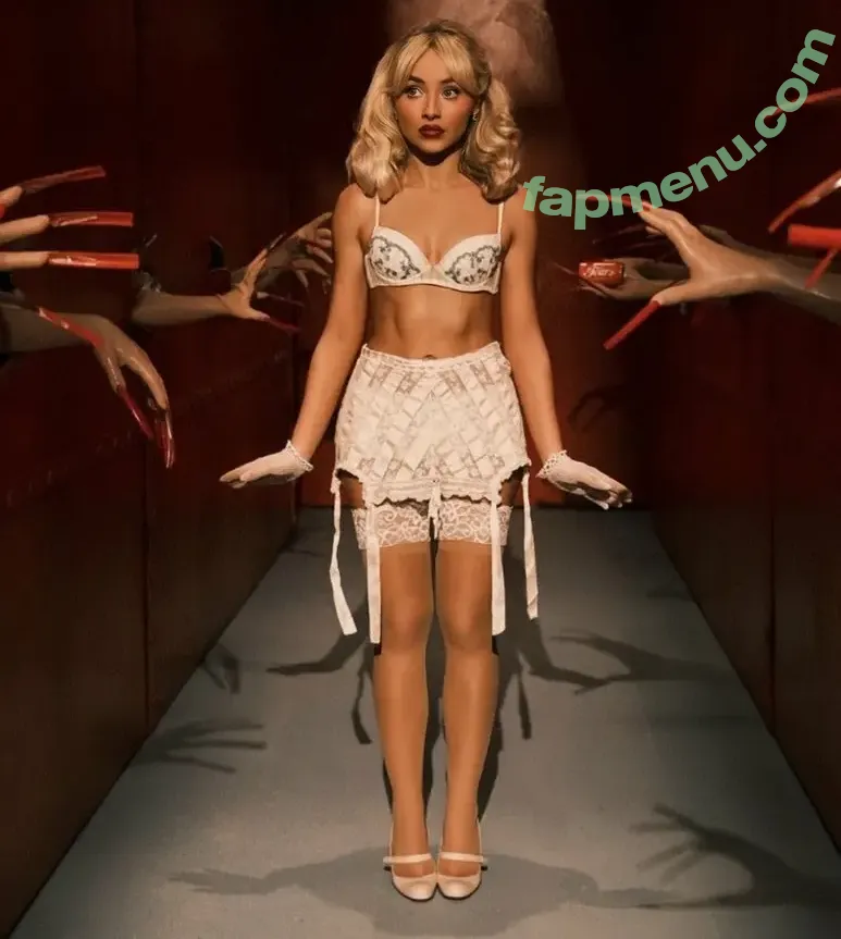 Sabrina Carpenter nude photo #0392 (sabrinacarpenter)