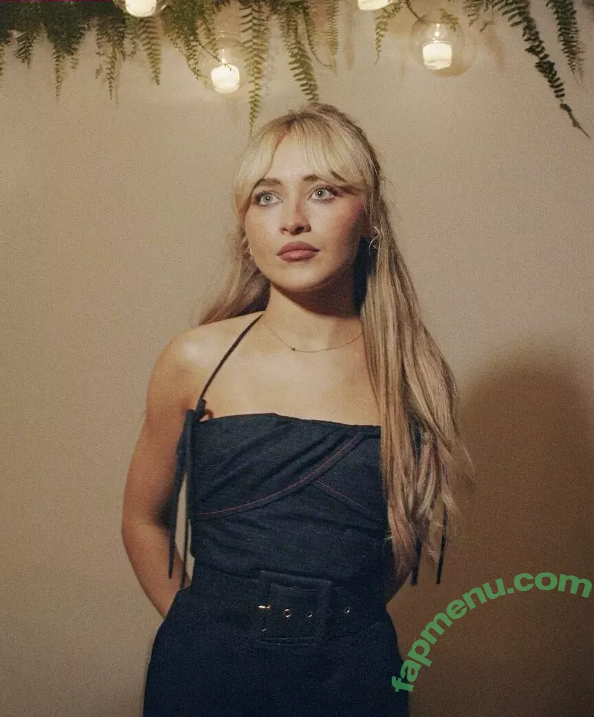 Sabrina Carpenter nude photo #4742 (sabrinacarpenter)