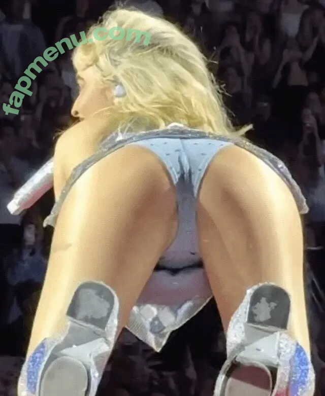 Sabrina Carpenter nude photo #4779 (sabrinacarpenter)