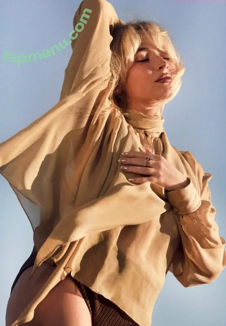 Sabrina Carpenter nude photo #4786 (sabrinacarpenter)