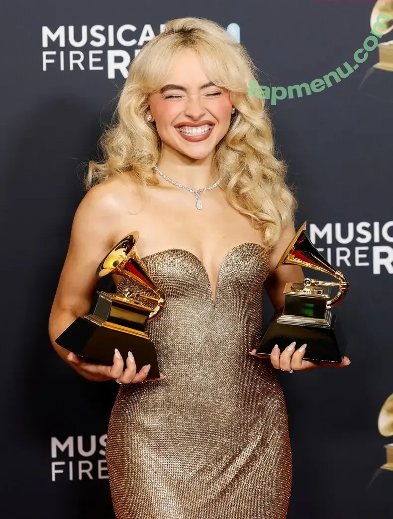 Sabrina Carpenter nude photo #4853 (sabrinacarpenter)