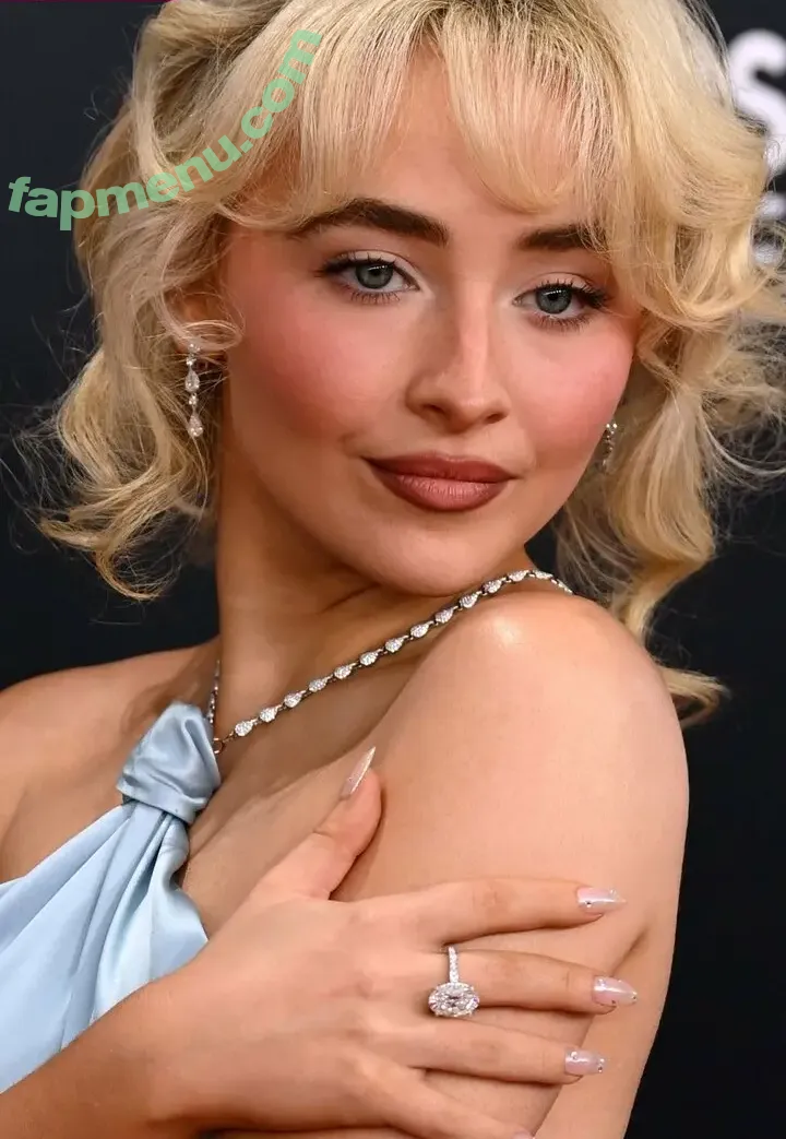 Sabrina Carpenter nude photo #4876 (sabrinacarpenter)