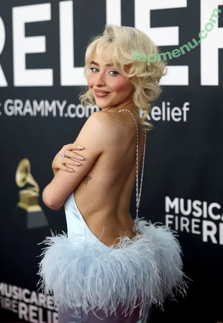 Sabrina Carpenter nude photo #4922 (sabrinacarpenter)