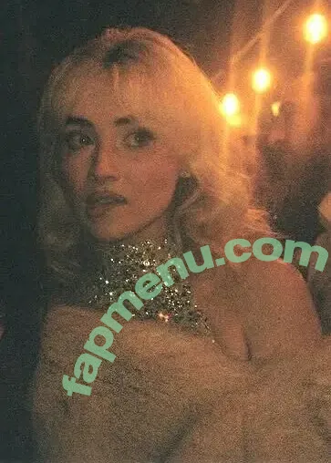 Sabrina Carpenter nude photo #4981 (sabrinacarpenter)