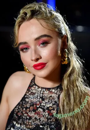 Sabrina Carpenter / sabrinacarpenter nude photo #5761