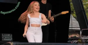 Sabrina Carpenter / sabrinacarpenter nude photo #5860