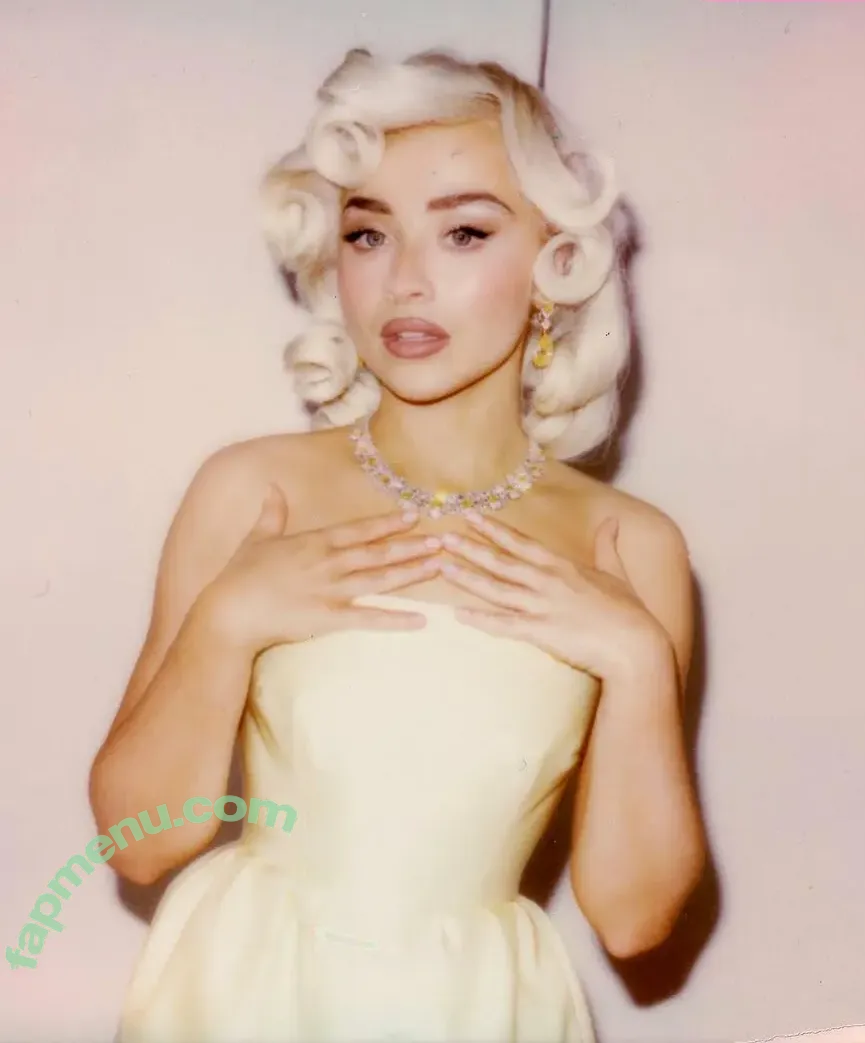 Sabrina Carpenter nude photo #5024 (sabrinacarpenter)