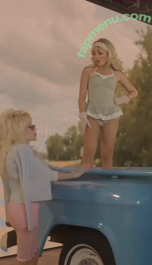 Sabrina Carpenter nude photo #5123 (sabrinacarpenter)