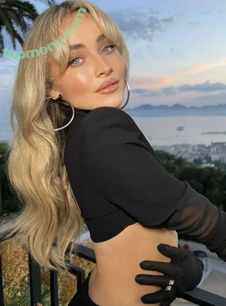 Sabrina Carpenter nude photo #5129 (sabrinacarpenter)