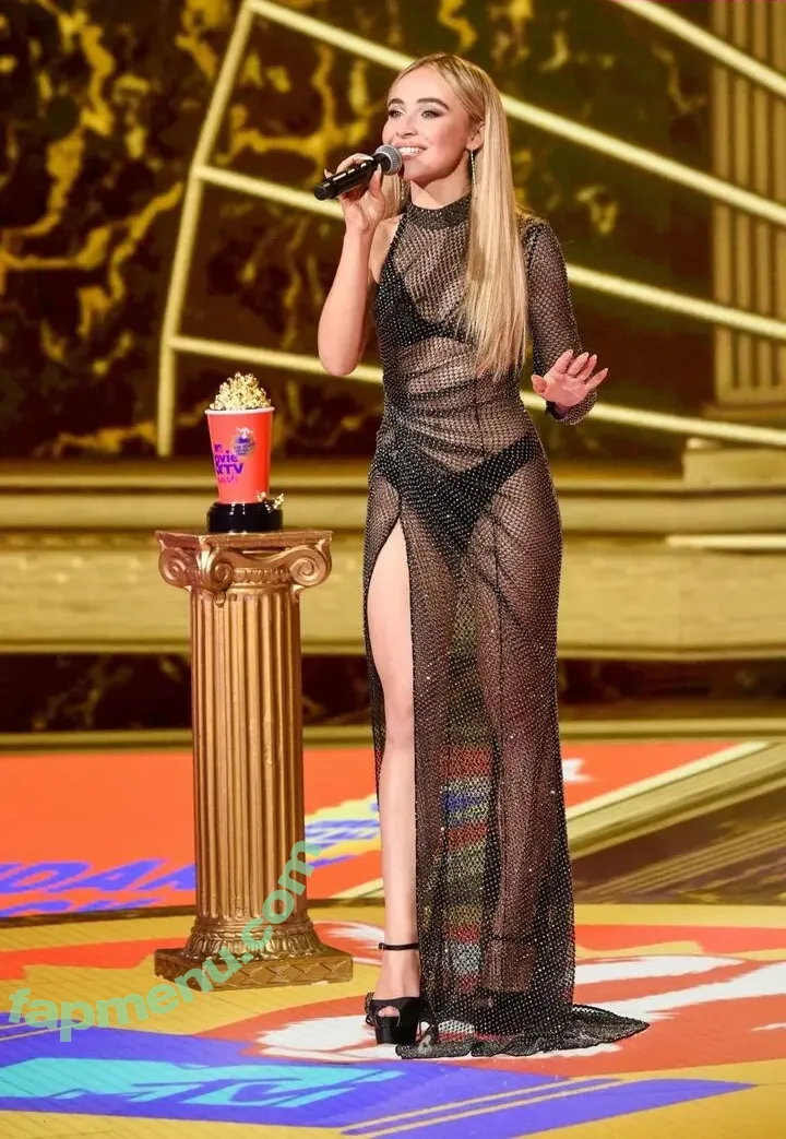 Sabrina Carpenter nude photo #5139 (sabrinacarpenter)