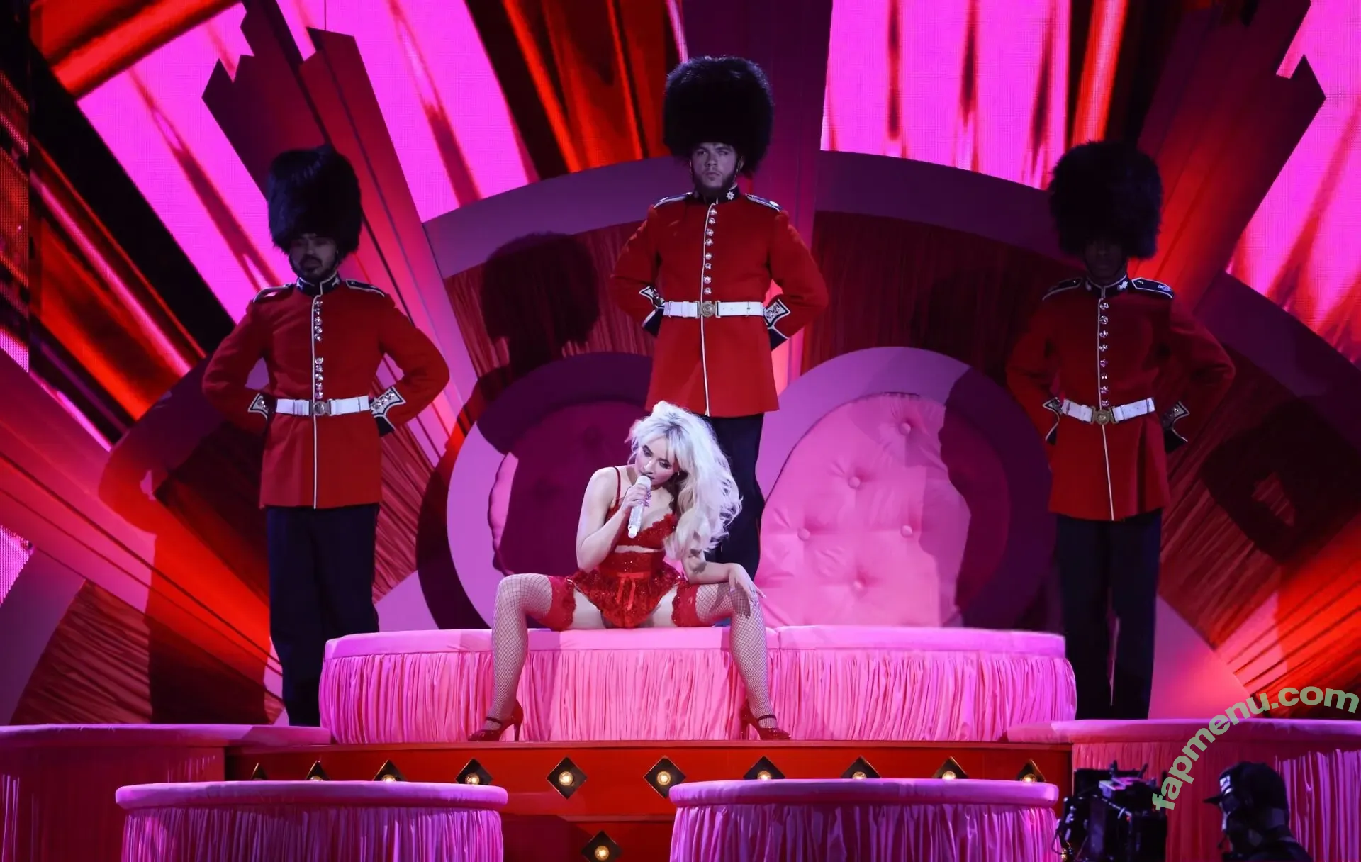 Sabrina Carpenter nude photo #5205 (sabrinacarpenter)