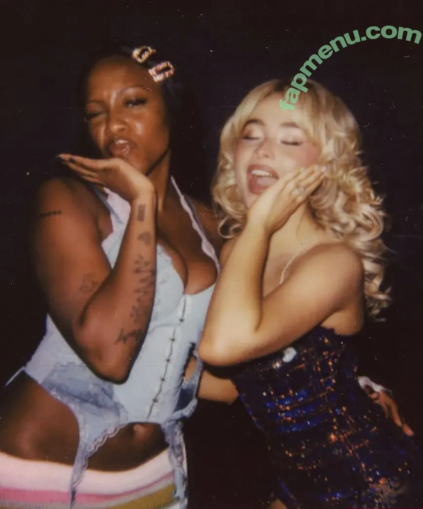 Sabrina Carpenter nude photo #5455 (sabrinacarpenter)