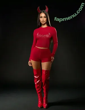 Sabrina Khouiel / Sabrinak______ nude photo #0029