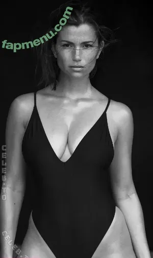 Sabrina Laporte / sab_lpt / sablpt nude photo #0171