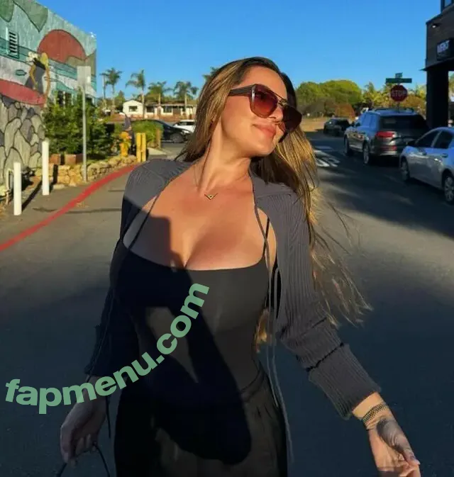 Sabrina Leamon nude photo #0314 (TJ Hunt Girlfriend / sabrina_leamon / sabrinaleamon)