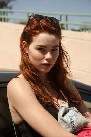 Sabrina Lynn / itssabrinalynn nude photo #0307