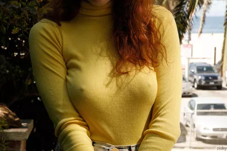 Sabrina Lynn / itssabrinalynn nude photo #0444