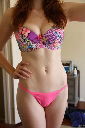 Sabrina Lynn / itssabrinalynn nude photo #0541