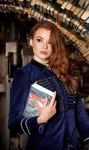 Sabrina Lynn / itssabrinalynn nude photo #0676