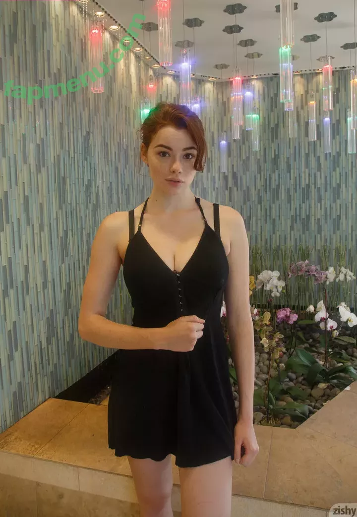 Sabrina Lynn nude photo #0289 (itssabrinalynn)