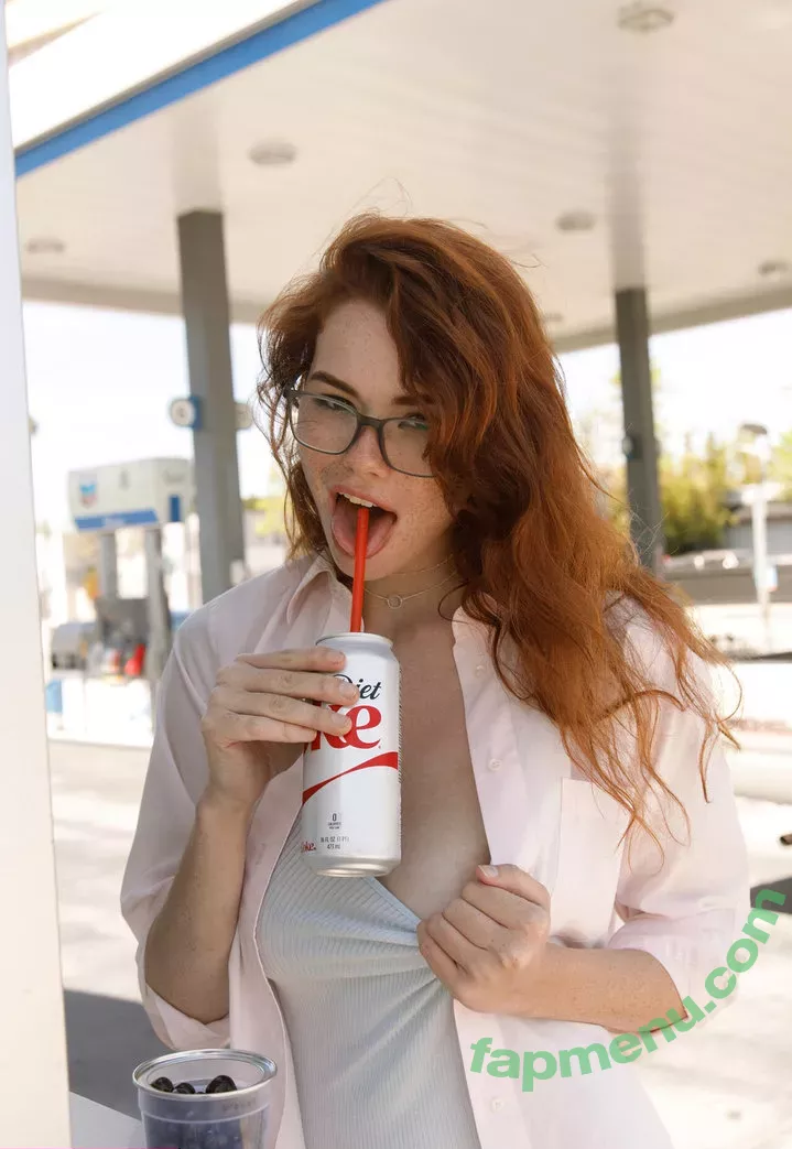 Sabrina Lynn nude photo #0339 (itssabrinalynn)